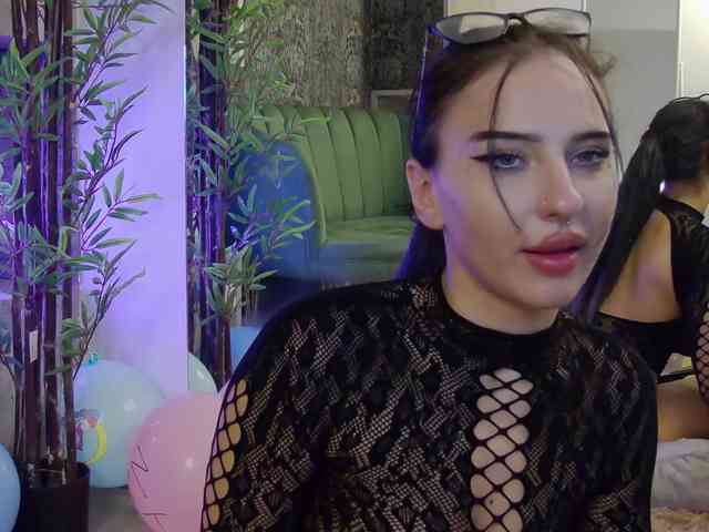 IsabellaLuxx webcam