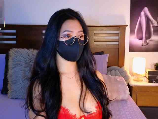 aaliyah18ally webcam