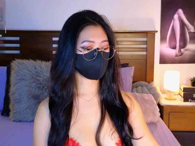 aaliyah18ally webcam