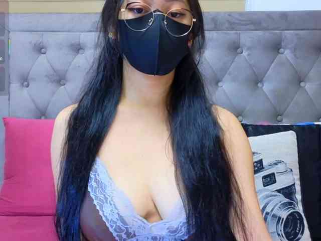 aaliyah18ally webcam