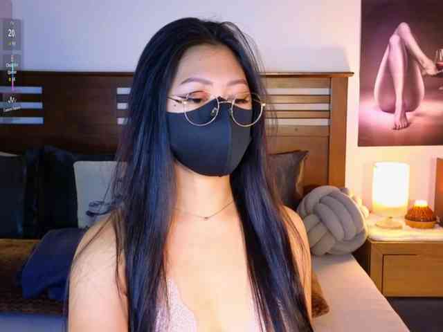 aaliyah18ally webcam