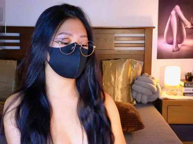 aaliyah18ally webcam