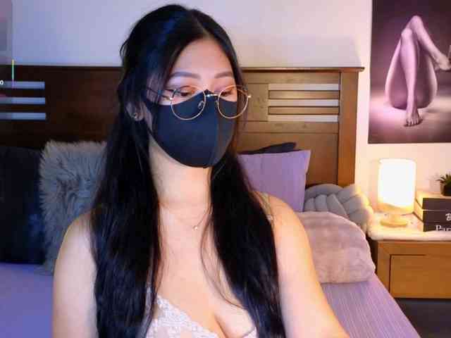 aaliyah18ally webcam