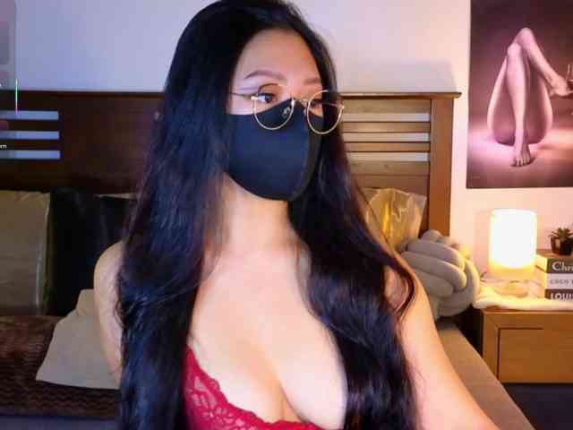 aaliyah18ally webcam