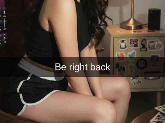 aaliyah18ally webcam