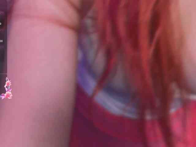 JanetShy webcam
