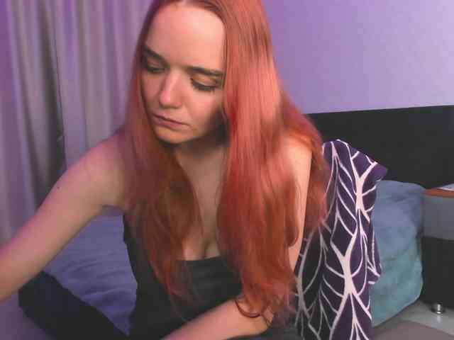 JanetShy webcam