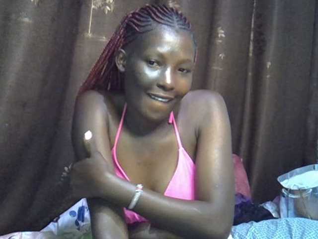 Cute-emmy's BongaCams show and profile