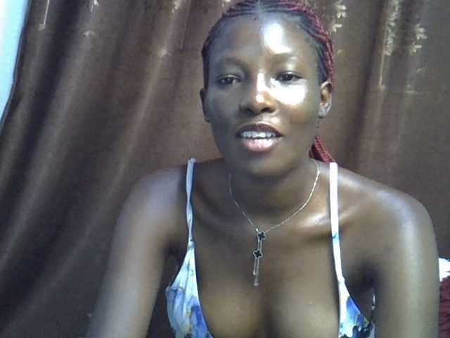 Cute-emmy's BongaCams show and profile