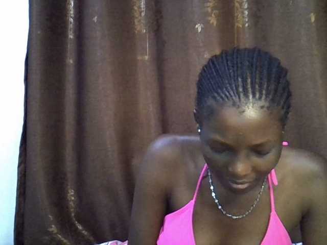  Cute-emmy chat room