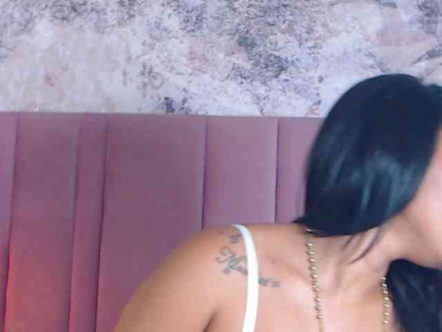 AnnyMartinez Live Webcam on BongaCams