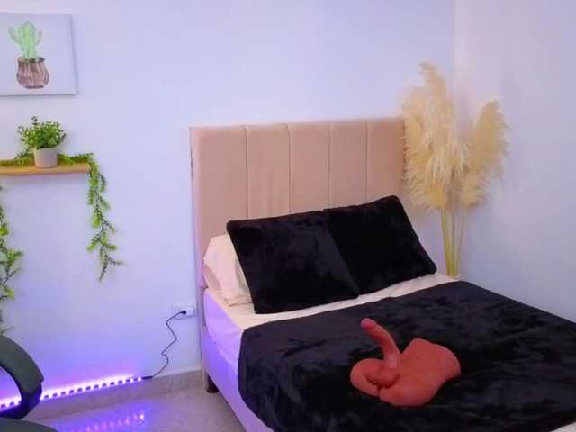 VioletaMedusa webcam bongacams model stream image