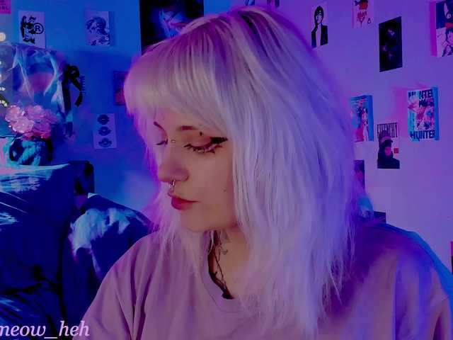 bixxxiz's BongaCams show and profile