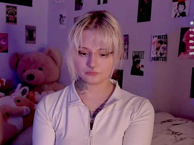 bixxxiz's BongaCams show and profile