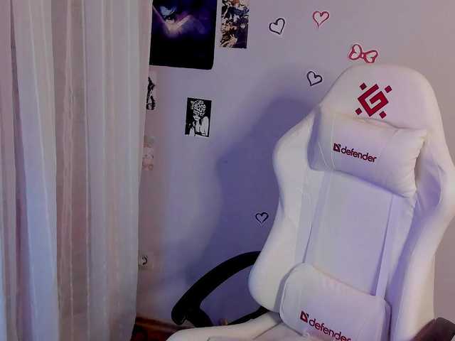 bixxxiz's BongaCams show and profile