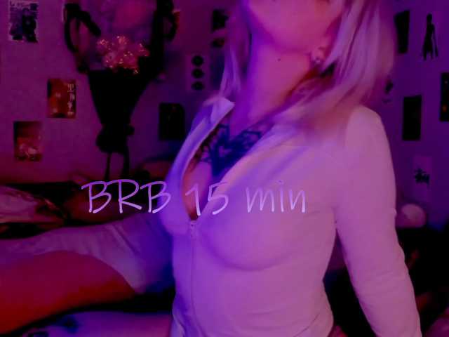 bixxxiz's BongaCams show and profile