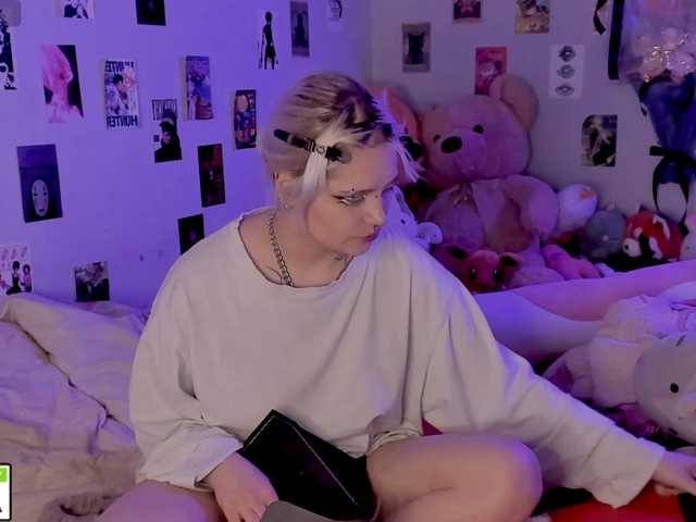 bixxxiz's BongaCams show and profile