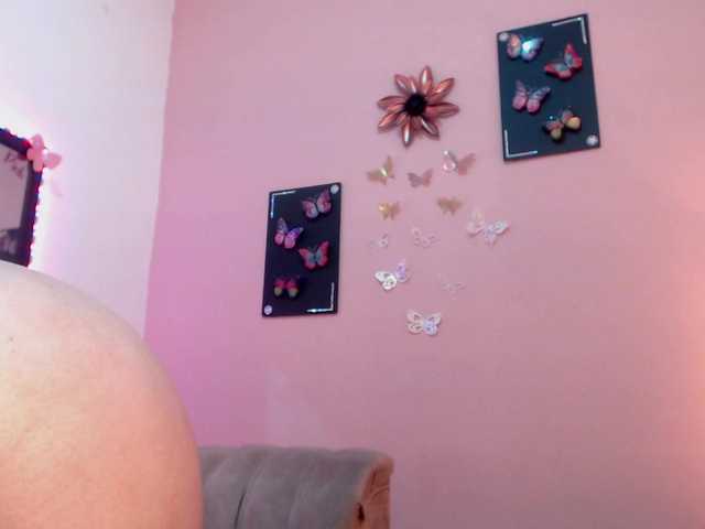 nicollejordanx's BongaCams show and profile