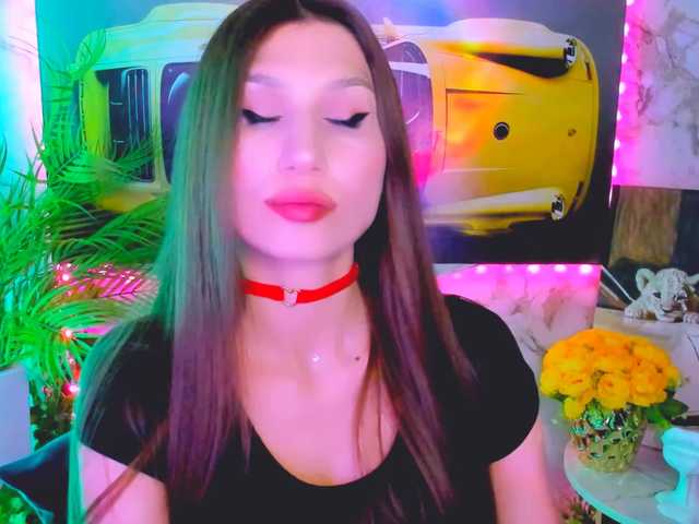 Mollyinyourmind on BongaCams