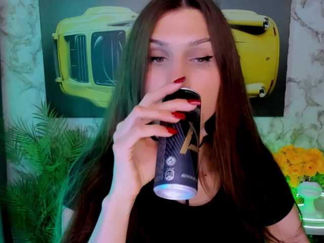 Mollyinyourmind's BongaCams show and profile