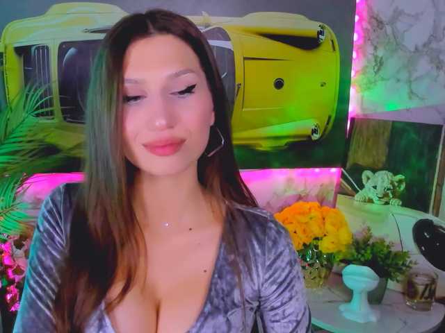 Mollyinyourmind from BongaCams is Freechat