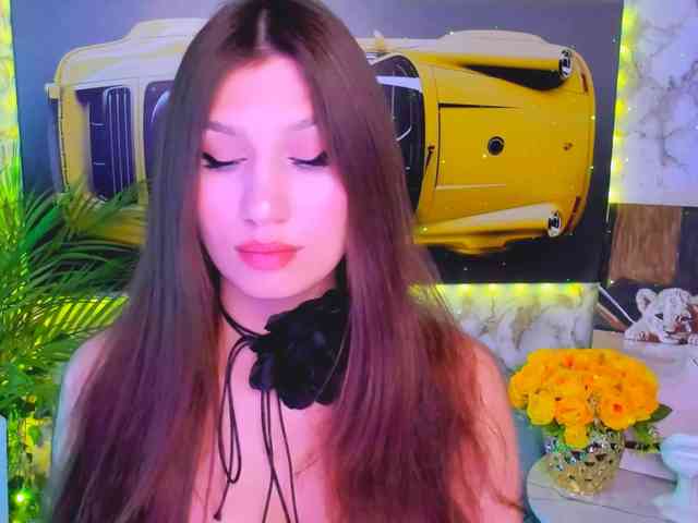 CarolineM webcam