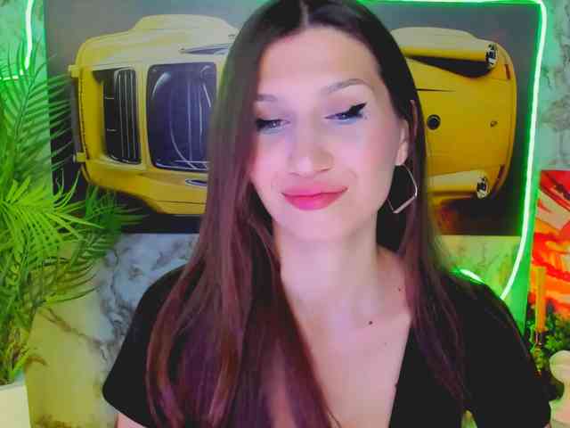 CarolineM webcam