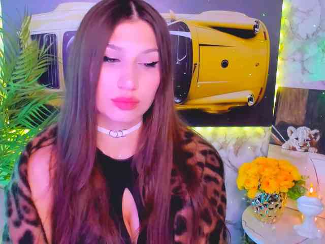 CarolineM webcam