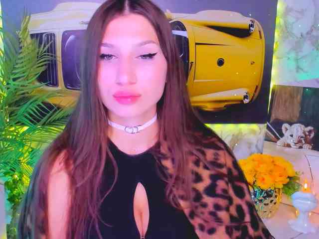 CarolineM webcam