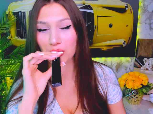 CarolineM webcam