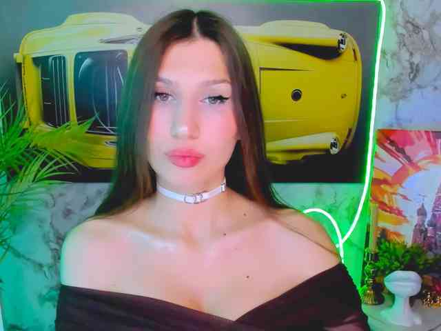 CarolineM webcam