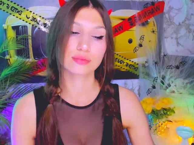 CarolineM webcam