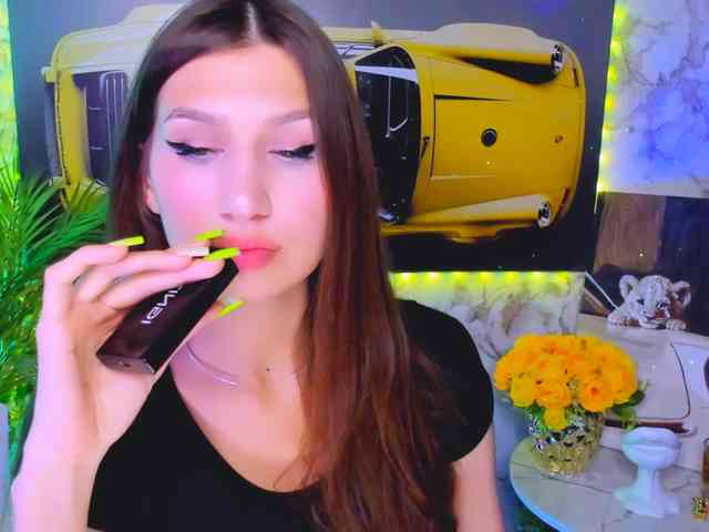 CarolineM webcam