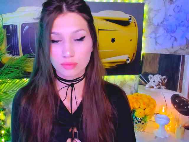 Mollyinyourmind bongacams