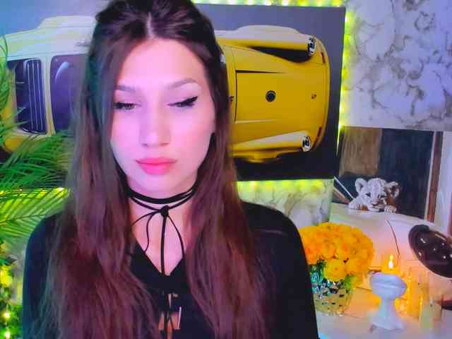 CarolineM webcam