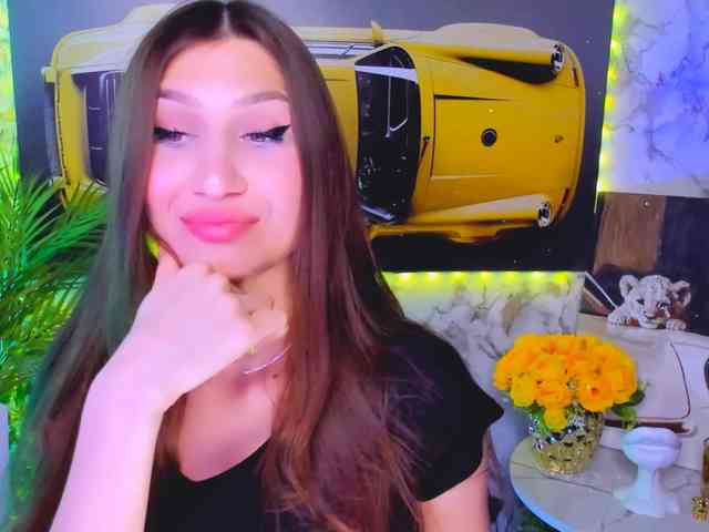 CarolineM webcam