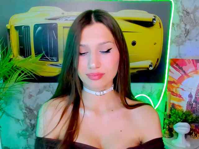 CarolineM webcam