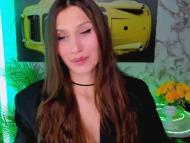 Mollyinyourmind Live Webcam on BongaCams