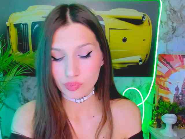 CarolineM webcam