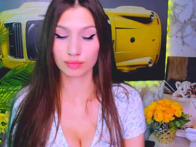 CarolineM webcam
