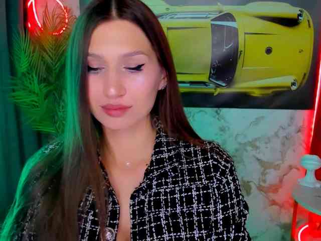 Mollyinyourmind Live Webcam on BongaCams