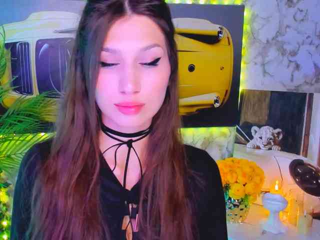 CarolineM webcam