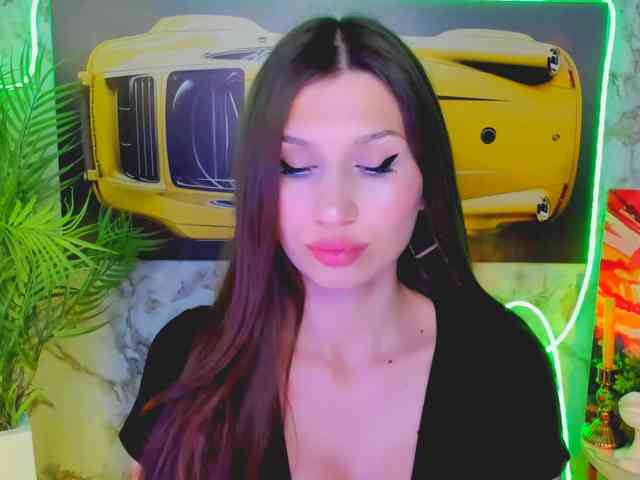 CarolineM webcam