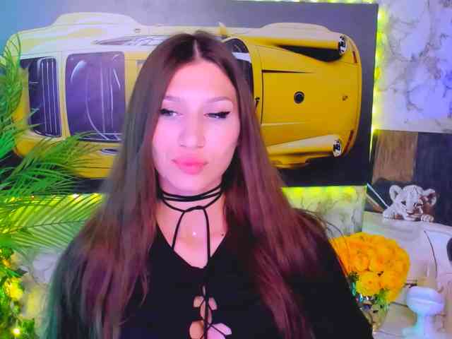 Mollyinyourmind Live Webcam on BongaCams