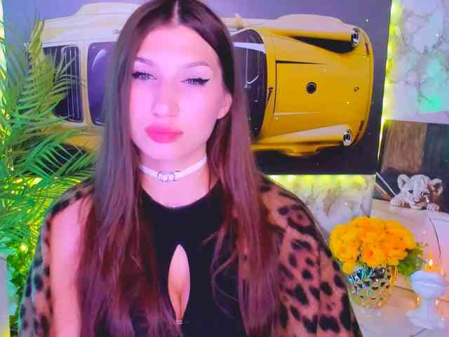 CarolineM webcam