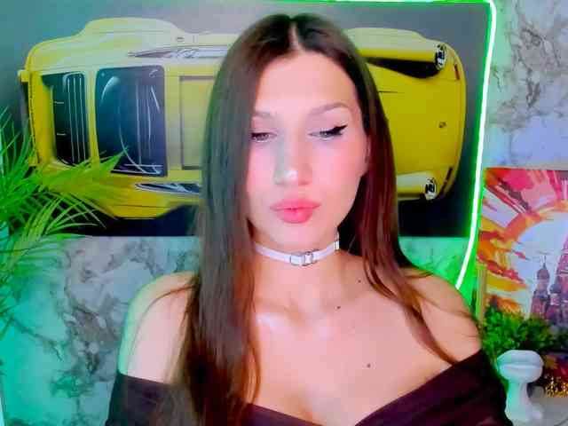 CarolineM webcam