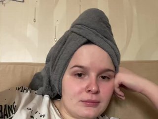 Lizzi-Peach Porn Show