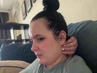 Lizzi-Peach Porn Show