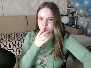 Lizzi-Peach Porn Show