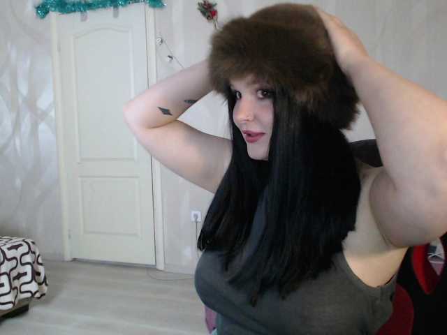 Lizzi-Peach's BongaCams show and profile